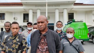 Datangi Kejati, Proses Hukum Dugaan Korupsi Bupati Boven Digoel Dipertanyakan