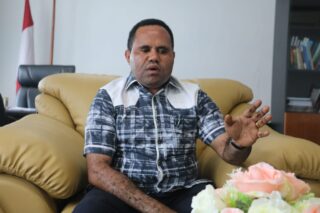 Beredar Akun Facebook Palsu Mengatasnamakan Pj Bupati Tolikara, Marthen Kogoya