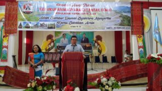 Ibadah Awal Tahun 2023 KMB Yapen, Kajari Imbau Warga Batak Turut Ambil Bagian Dalam Menjaga Keamanan