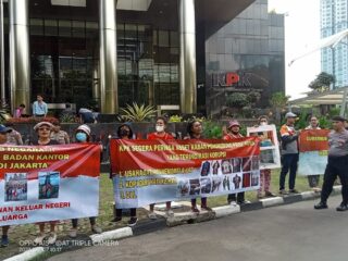 Datangi KPK, Ratusan Warga Papua Tuntut Kepala Penghubung Provinsi Papua Diperiksa