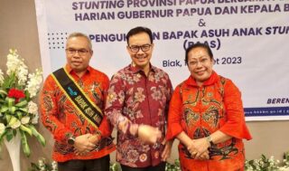 Pj Bupati Mambay Dikukuhkan Sebagai Bapak Asuh Anak Stunting Oleh Kepala BKKBN RI