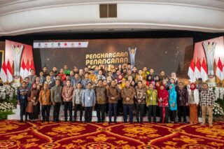 Rumah Sakit Freeport Raih 2 Penghargaan Penanganan COVID-19 Terbaik
