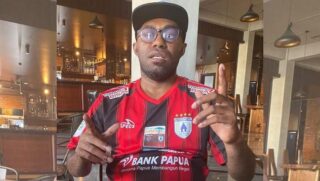 Nasib Persipura Dipertanyakan, Yan Mandenas Diminta Bertanggung Jawab Atas Laporan Keuangan