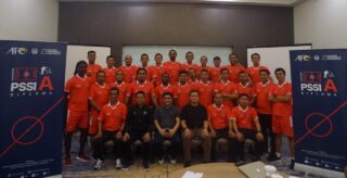 Berkarir di Dunia Sepakbola, Melkianus Arnesius Papare Memulai Impian Dari Seorang Pelatih