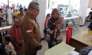 Tingkatkan Pelayanan Perawatan di Puskesmas Serui Kota, PJ Bupati Berupaya Ambil Langkah Strategis