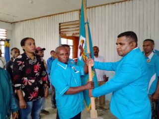 Ketua DPD II KNPI Yapen Ebson Sembai Resmi Lantik PAC KNPI Distrik Kosiwo