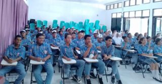 Tingkatkan Kesadaran Bayar Pajak, Samsat Yapen Sasar Kalangan Pelajar Berikan Sosialisasi