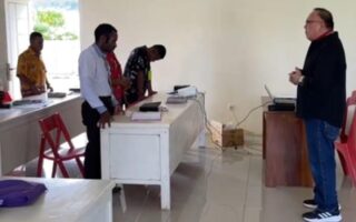 Beri Kuliah Umum Sekolah Alkitab, Pdt Wempi Komendong: Belajar Hari Ini Untuk Jadi Pemimpin di Hari Esok