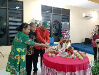 Peringati Hari Jadinya Ke-73, IDI Yapen Waropen Gelar Gala Dinner