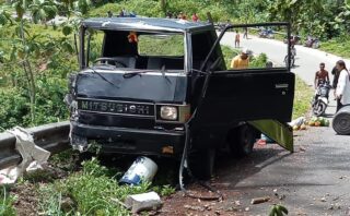 Diduga Rem Blong Mobil L 300 Alami Kecelakaan, 3 Penumpang Meninggal Dunia