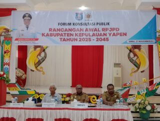 PJ Bupati Yapen Welliam Manderi Membuka Forum Konsultasi Publik Ranwal RPJPD Tahun 2025-2045