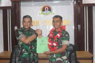 Resmi Tongkat Komando Dandim 1709 Yawa Berganti Dari Letkol Inf Catur Prasetiyo ke Letkol Inf Baskoro Wijaya Atmanto