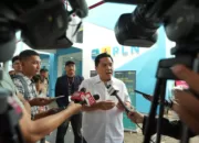 Kunjungi Booth PLN di IIMS 2024, Menteri BUMN Dorong Kendaraan Berbasis Energi Hijau Tumbuh Masif