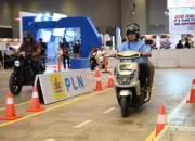 Banyak Menarik Pengunjung, PLN Raih Penghargaan Most Interactive Booth di IIMS 2024
