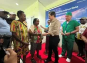 Peringati HUT ke-57, Freeport Indonesia Gelar Operasi Katarak Gratis untuk Masyarakat Mimika