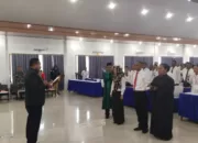 KPU Waropen Lantik 55 PPD Pilkada 2024