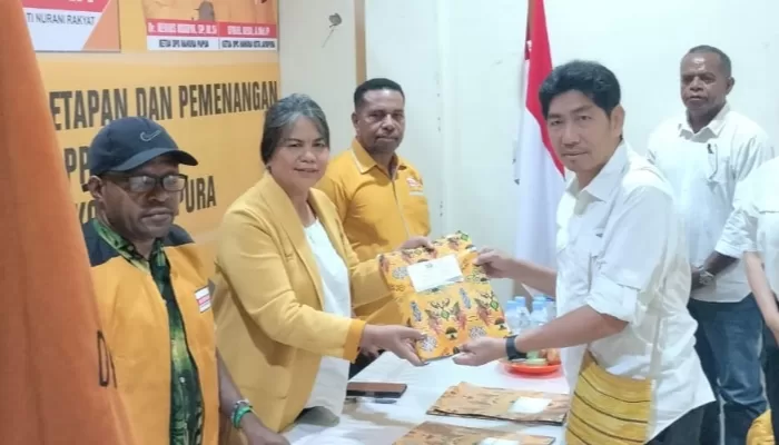 2 Kandidat Walikota Jayapura, ABR dan JBR Kembalikan Formulir Pendaftaran ke Partai Hanura
