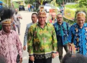 Ketua LMA Port Numbay Ungkap, Ternyata Paulus Waterpauw Sudah Disematkan Marga Awi