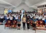 Polisi Sosialisasi Bahaya Narkoba, Miras, dan Kekerasan Bagi Peserta Didik Baru SMA Gabungan Jayapura