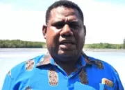 Ones Tiris Diminta Tarik Pernyataan Soal Penyebutan Bacabup Yanni Janjikan Mobil Untuk Tokoh Adat di Sarmi