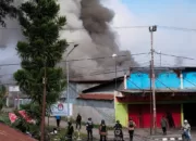 Kantor KPU Papua Pegunungan Dibakar Massa, Diduga Terkait Pemberhentian Komisioner Tolikara