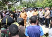 Pj Gubernur Velix Wanggai dan Forkompinda Upayakan Redam Pertikaian Kelompok Nduga – Lanny Jaya, Kasih Persatuan Perbedaan