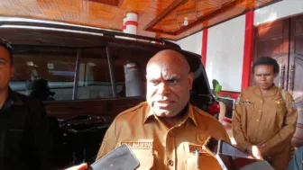 Gelar Pertemuan dengan Para Bupati, Gubernur Papua Tengah Bahas Kestabilan Daerah dan Program Makan Bergizi Gratis