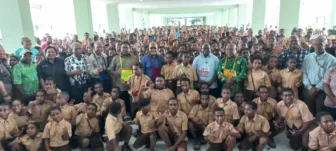Kunjungi SATP Timika, Gubernur Papua Tengah: Mereka Akan Gantikan Kami Jadi Gubernur dan Bupati
