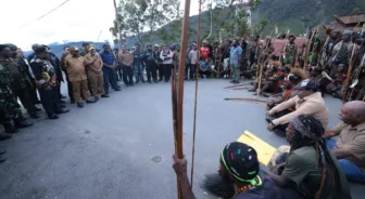 Gubernur Papua Tengah Apresiasi Kinerja Pj Bupati Puncak Jaya Atas Keberhasilan Mediasi Konflik Pilkada