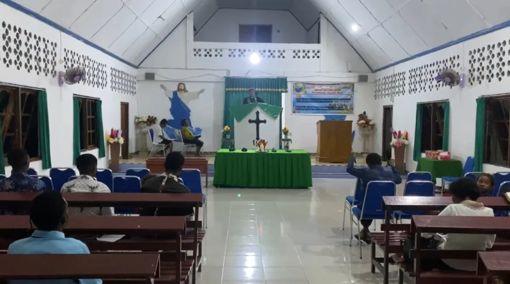 Gereja GKI Pniel Bagaiserwar Sarmi Gelar Ibadah Pemuda Untuk Penguatan Iman Generasi Muda