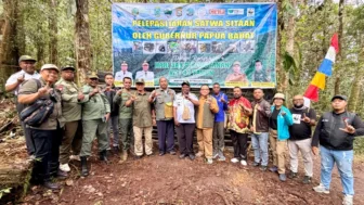 Pemprov Papua Barat Pulangkan 24 Satwa Endemik Korban Penyelundupan ke Hutan Adat
