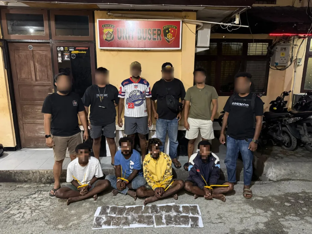 2 Hari Operasi, Polres Jayapura Ringkus Pelaku Curanmor dan Sita 24 Paket Ganja Beserta 2 Warga Asing