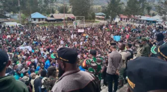 Berkekuatan 45 Personel, Polres Puncak Amankan Aksi Demo 500 Warga