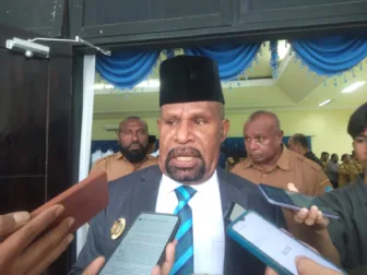 Bupati Jayapura Soroti Lambannya Serapan Anggaran, Tekankan Kerja Cepat dan Percepat Penyerapan Anggaran