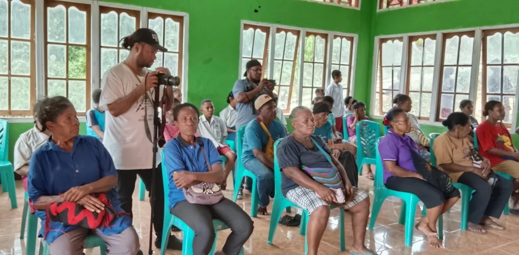 Rp111,3 Juta Dari Dana Desa Tahap I Kampung Kameyakha Disalurkan: 18 Siswa SD Dapat Beasiswa, Lansia Terima BLT