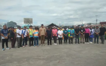 Peringati Hari Lingkungan Hidup Sedunia Tahun 2026 Pemkab Jayapura Tanam Pohon dan Gerebek Sampah di Lapangan Basket Pasar Lama Sentani
