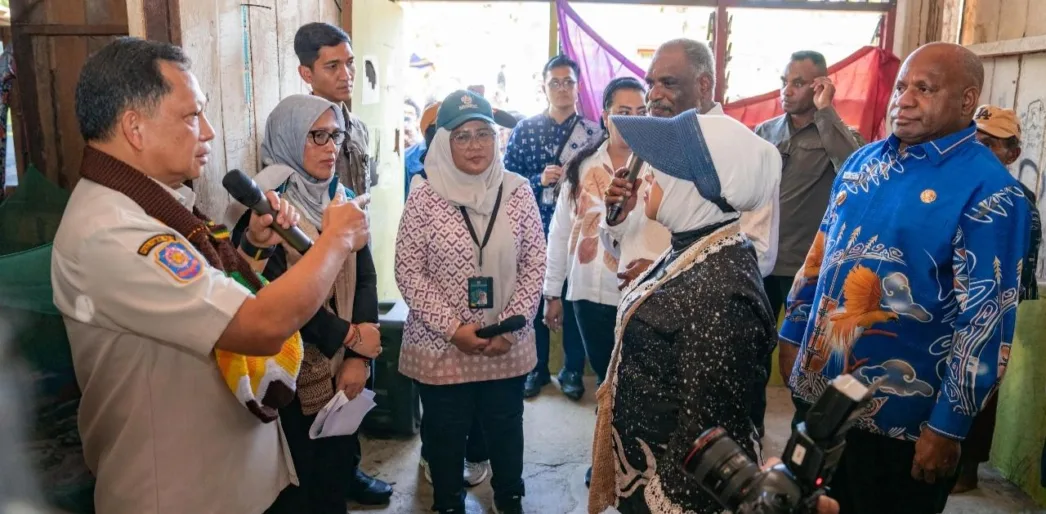 Program Bedah Rumah, Gubernur Papua: Kami Bawa Program Presiden Hadir di Setiap Rumah Tangga