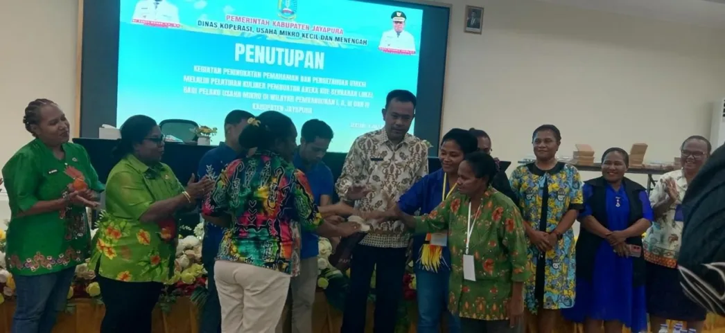 Pelatihan Kuliner Berbahan Lokal Ditutup, Pemkab Jayapura Dorong Produk UMKM Tembus Pasar Modern hingga Ekspor