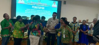 Pelatihan Kuliner Berbahan Lokal Ditutup, Pemkab Jayapura Dorong Produk UMKM Tembus Pasar Modern hingga Ekspor