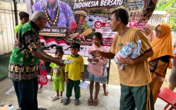 Semarak HUT RI ke-81, Herman Yoku Gelar Lomba Rakyat dan Bagikan Sembako kepada 40 Warga