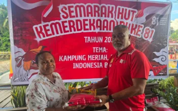 Bakti Sosial dan Bagi Sembako Presiden Warnai HUT ke-81 RI di Kampung Kayo Pulau, Ondoafi: Jaga Persatuan dan Waspada Hoaks