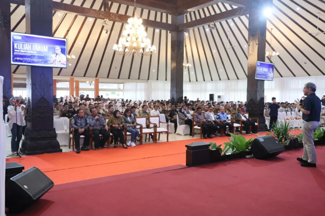 Kuliah Umum Politeknik STPN, Rocky Gerung Bedah 3 Wajah Tanah: Warisan Leluhur, Fungsi Sosial Negara, dan Komoditas Ekonomi