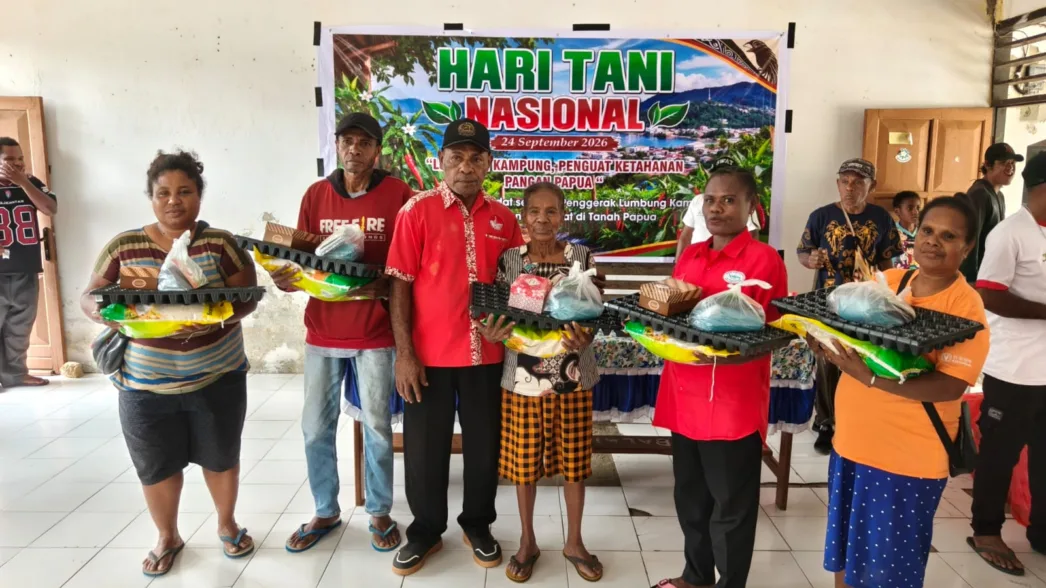 Peringati Hari Tani Nasional, Keondofoloan Yoka Bagikan Bibit Cabai dan Beras Untuk Perkuat Lumbung Kampung