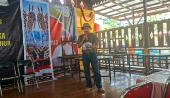 Peringatan Sumpah Pemuda ke-98, Pemuda Jayapura Ikrarkan Deklarasi Papua Damai di Rumah Adat Warke Nafri
