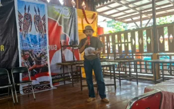 Peringatan Sumpah Pemuda ke-98, Pemuda Jayapura Ikrarkan Deklarasi Papua Damai di Rumah Adat Warke Nafri