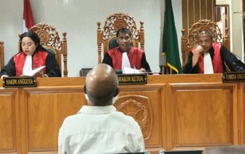 Herikson Donald Korwa Divonis Bebas oleh Majelis Hakim PN Jayapura Perkara Tuduhan Surat Pelepasan Adat Palsu Bukit Jokowi