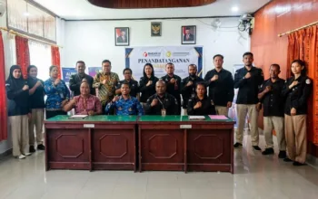 Bawaslu Kabupaten Jayapura Teken MoU dengan STAKPN Sentani, Perkuat Pendidikan Demokrasi dan Pengawasan Partisipatif Mahasiswa